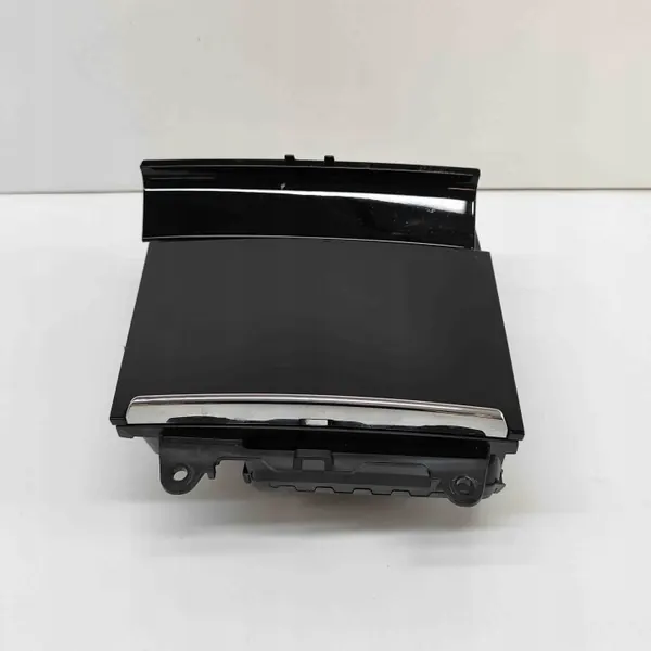 Cinzeiro Skoda Karoq OEM 57C863077E - Usado image 3