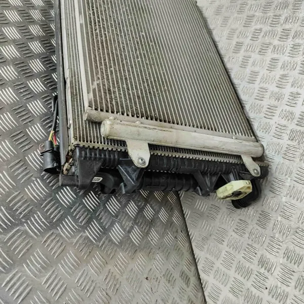Pièce refroidissement VW OEM 5K0121251Q pour Caddy IV image 5