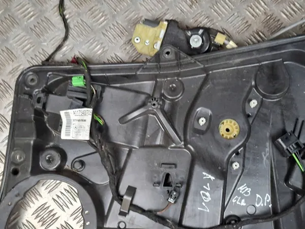 MERCEDES CLA 117 FECHADURA PORTA DIANTEIRA DIREITA image 5