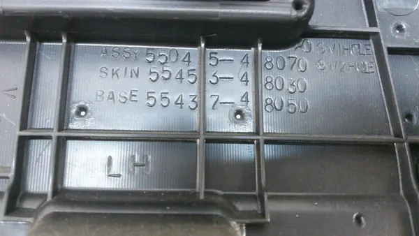 Knäskydd OEM 55045-48070 för Lexus RX II förarsida image 5
