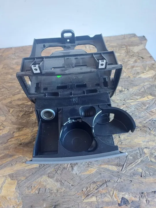 Bekerhouder OEM A9066804100 voor Mercedes Sprinter W906 image 2