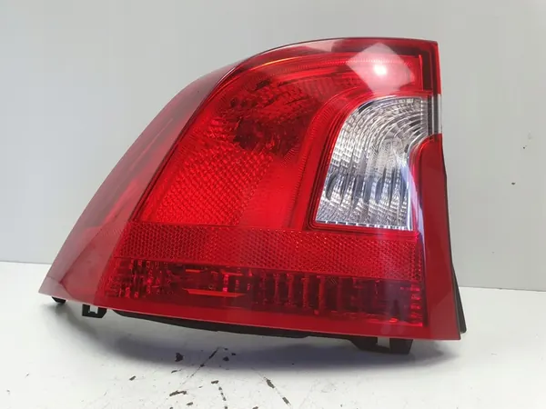 VOLVO S60 Lámpara Trasera Izquierda 30796267 image 4