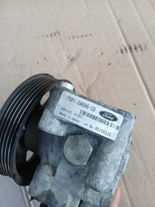 Pompe de direction assistée Ford OEM - Mondeo MK4 2.0 TDCI image 6