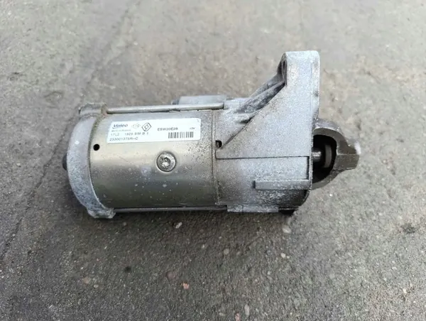Motor de arranque Nissan Renault 1.6 DCI image 4