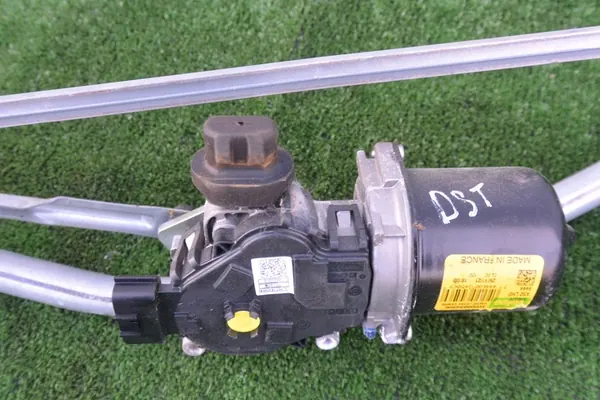 Pyyhkijän mekanismi Dacia Renault Duster II image 3