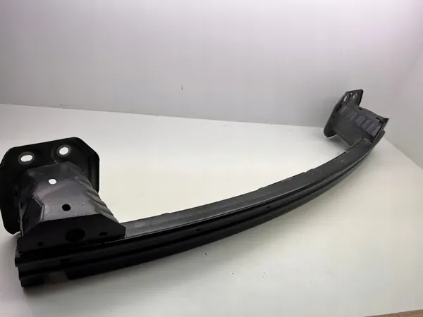 VOLVO XC40 Takapuskuri image 2