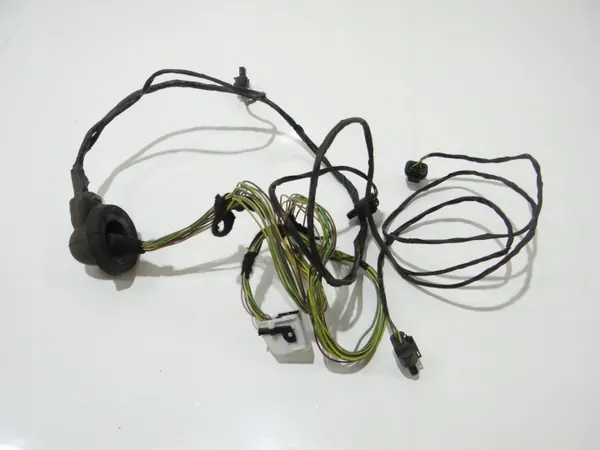 Cable sensor de aparcamiento PDC trasero OEM 9133626 BMW E88 image 2