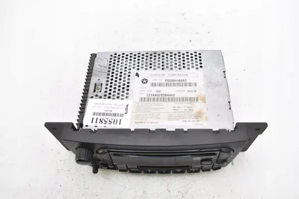 Radio CD Cassette OEM P05094468AC pour Chrysler Pacifica image 7