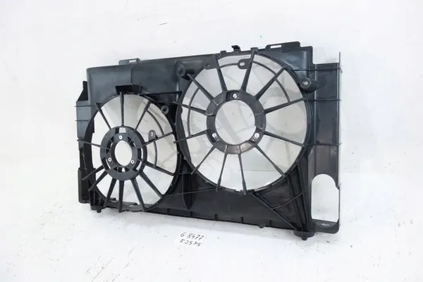 Fläktkåpa TOYOTA RAV4 2012- OE 1671137100 image 4