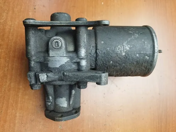 Bomba de direção assistida Mercedes E W124 image 4