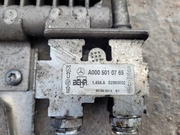 Arrefecedor óleo caixa Mercedes OEM A0005010765 image 4