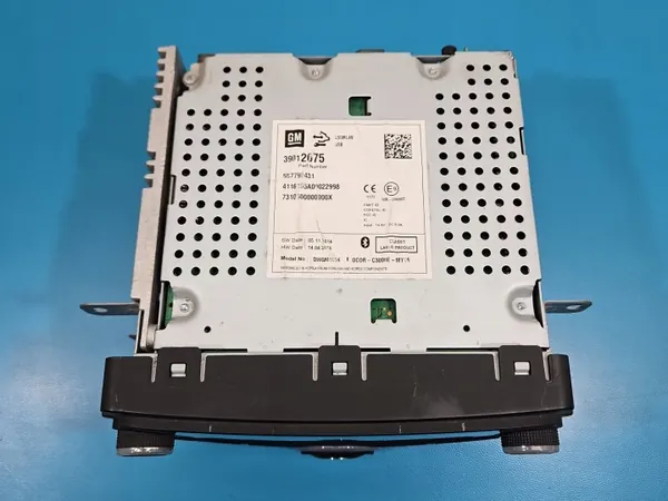 Radio de fábrica OEM 39012675 para Opel Corsa E image 4