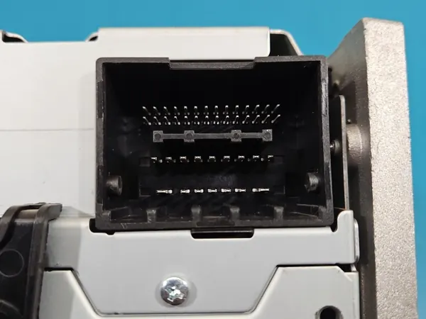 Radio de fábrica OEM 39012675 para Opel Corsa E image 8