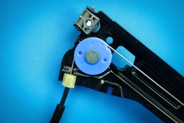 OEM 4G8837461C Régulateur de vitre avant Audi A7 image 8