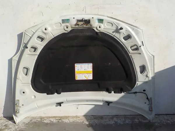 OEM 675 Alfa Romeo Giulietta moottorikansi image 3