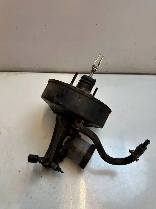 Nissan Sunny Booster de Frein jkc81301220 image 1