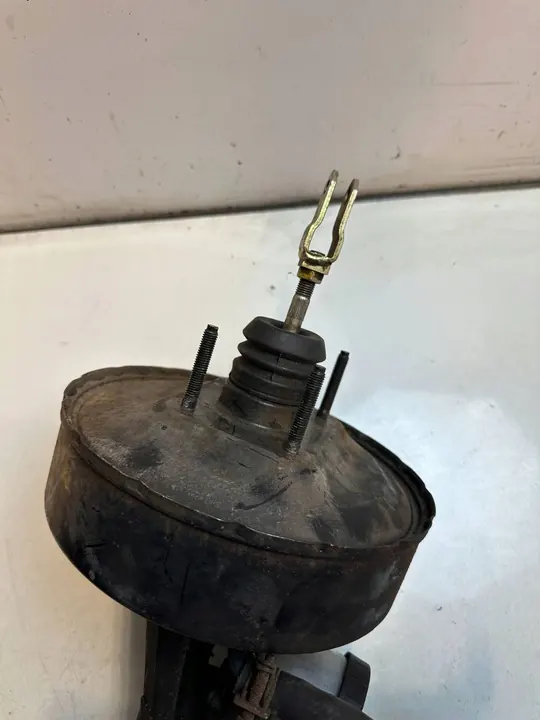 Nissan Sunny Booster de Frein jkc81301220 image 2