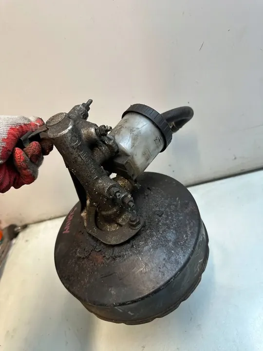 Nissan Sunny Booster de Frein jkc81301220 image 4