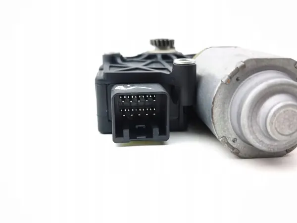 Kia OE Schiebedachmotor OEM F816712T201 - Gebraucht image 6