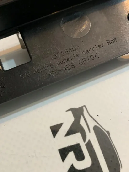OEM 5736100 Kolfibertunnelsats för BMW 7 G70 image 10