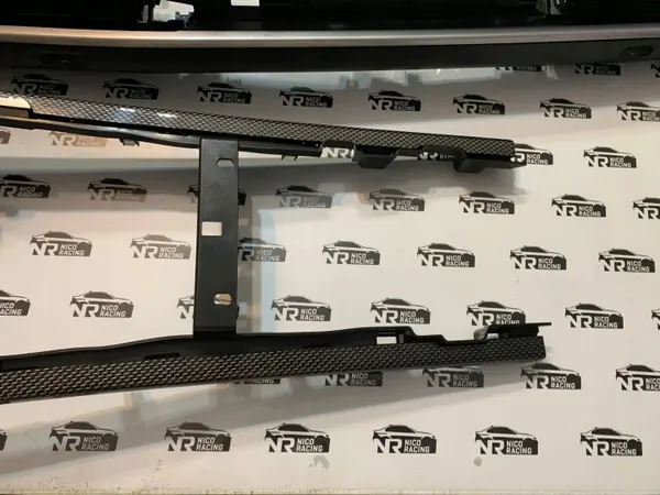 OEM 5736100 Kolfibertunnelsats för BMW 7 G70 image 6