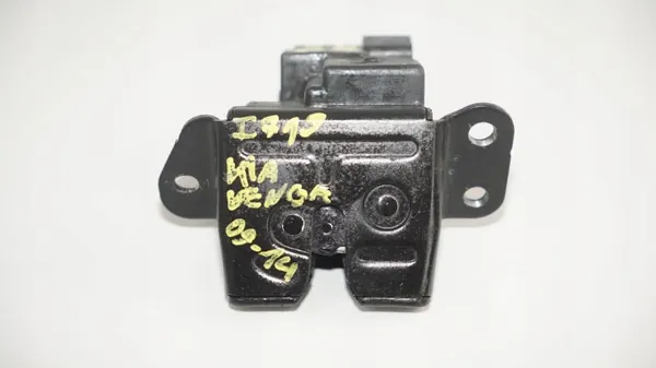 Serrure de coffre OEM 360190291 pour Kia Venga 2009-2014 image 2