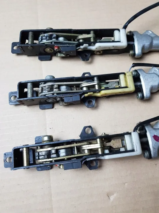 Mercedes W124 Cabrio dakactuator OEM 1247700426 image 5