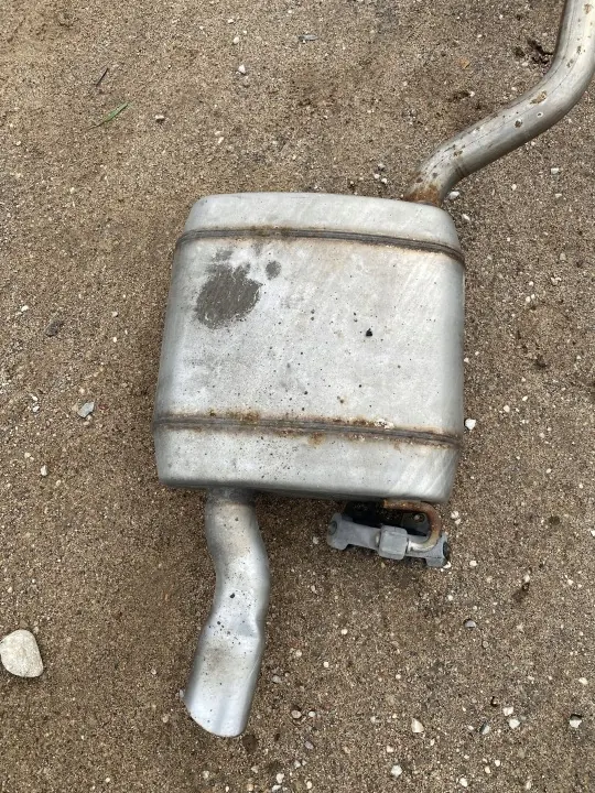 OEM 561253611E Silencieux complet VW Passat B8 image 4