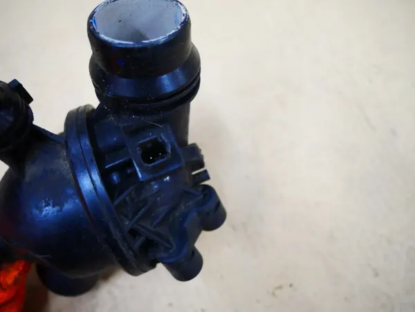 Vernet termostathus OEM 7202.102J för BMW N43 image 5