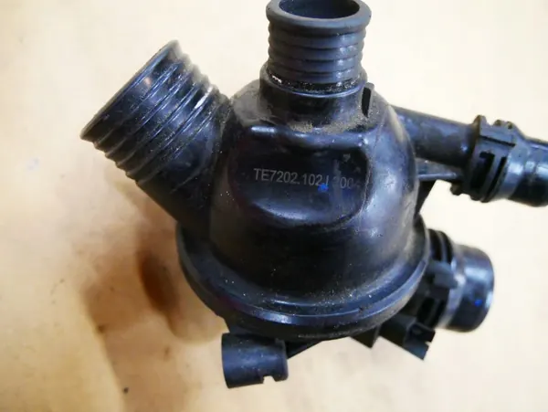 Vernet termostathus OEM 7202.102J för BMW N43 image 6