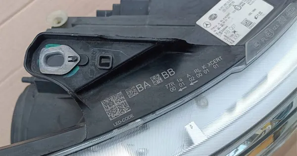 MERCEDES VITO V-KLASA W447 RECHTER KOPLAMP ILS FULL LED A4479061501 image 10