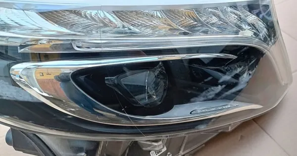 MERCEDES VITO V-KLASA W447 RECHTER KOPLAMP ILS FULL LED A4479061501 image 4