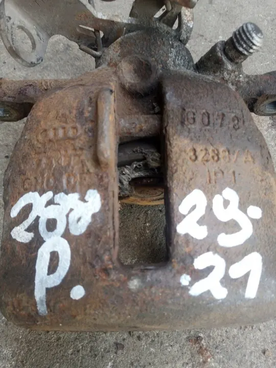 Oikea takajarrusatula Audi A4 B6 B7 Seat EXEO 8E0615424H image 7