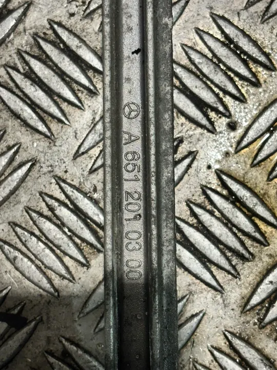 Mercedes Vattenpump 651 A6512007201 image 3