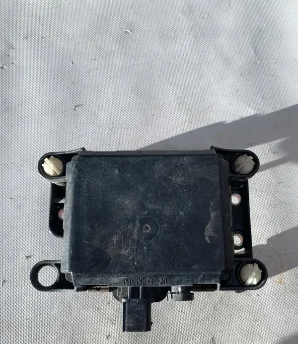 Radar Distronic OEM 9673046780 para Peugeot 3008 (2009-2013) image 2