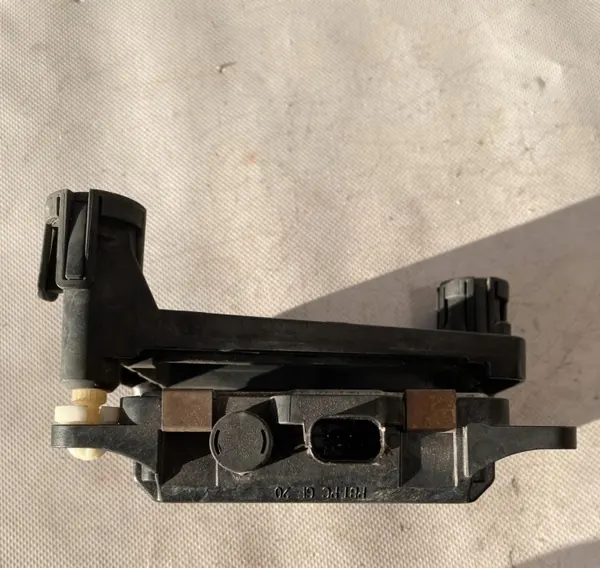 Radar Distronic OEM 9673046780 para Peugeot 3008 (2009-2013) image 4