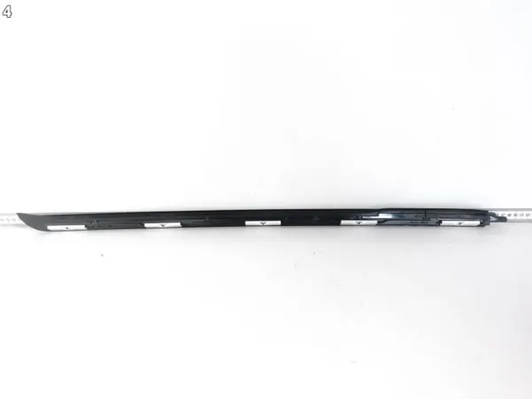 Junta para-brisas esquerda OEM 75509-0E020 Toyota Highlander image 5