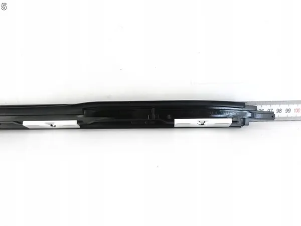 Junta para-brisas esquerda OEM 75509-0E020 Toyota Highlander image 6