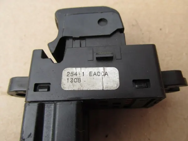 Fensterschalter Nissan Pathfinder III R51 25411EA00A image 4