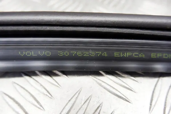 Joint de coffre Volvo XC60 (-17) OEM 30762374 image 5