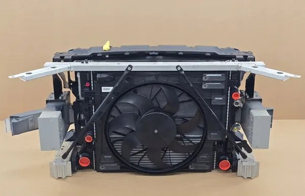 Soporte de Radiador Frontal Volvo XC90 II 2015-2025 image 2