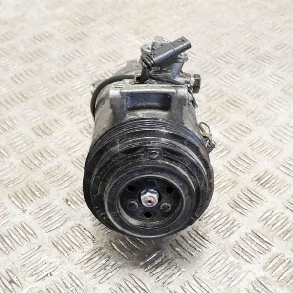 Compresor de aire acondicionado MERCEDES-BENZ A0008304500 image 2