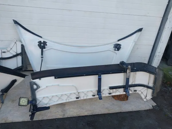 Ailerons de cabine Scania R/S OEM - État utilisé image 3