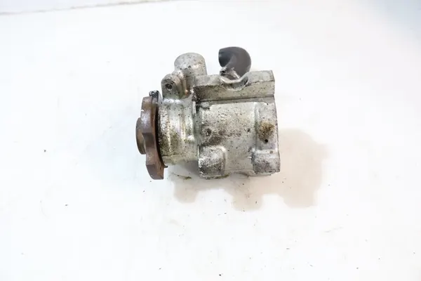 Servostyrningspump Citroen Xsara 1.4 image 2