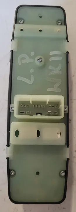 Jeep Grand Cherokee WK2 Fensterheber Europa 2013- image 3