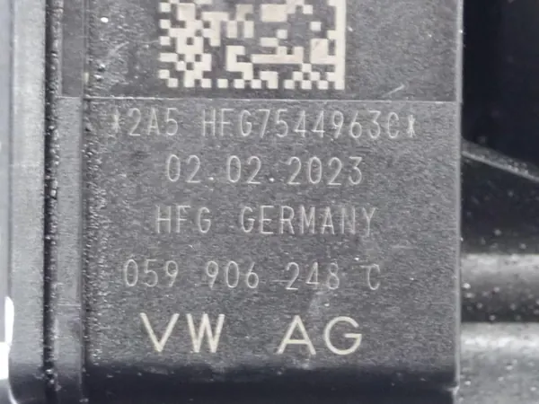 Lämmittimen venttiili OEM 059906248C Audi A8 D5:lle image 5