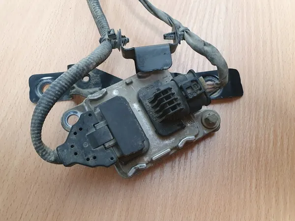 Sensor NOx Mercedes Vito W447 W205 A0009058311 image 5