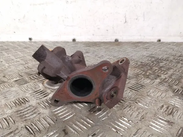 Abrazadera de escape Subaru OEM FBZ13914 - Usado image 3