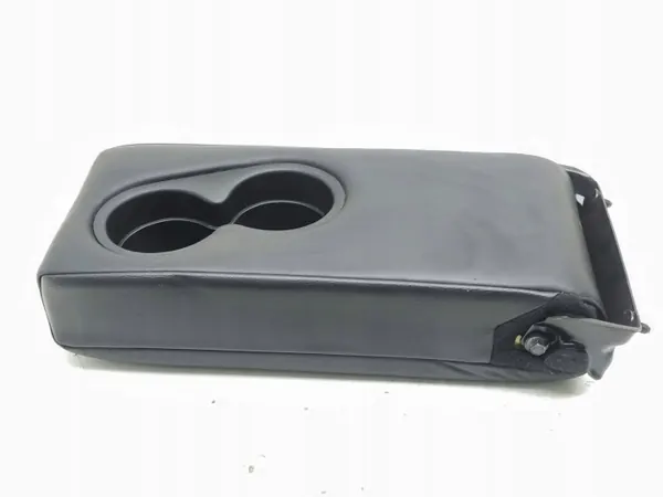 Accoudoir arrière Mazda CX-7 2008 OEM AMD169960 image 4
