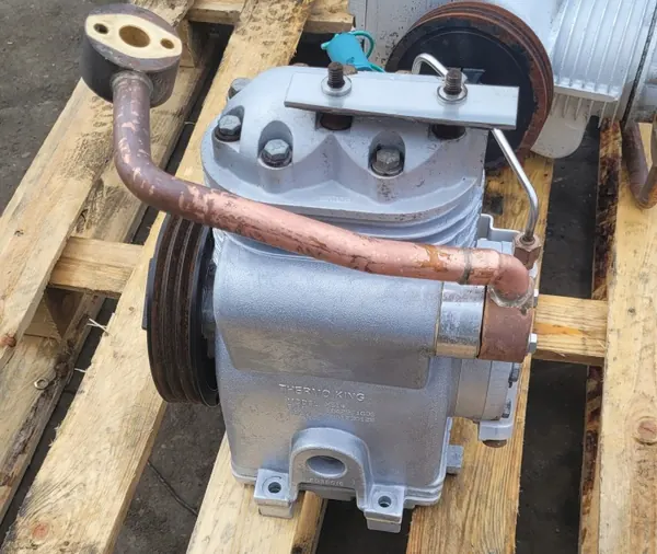 Compresor de refrigeración Thermo King 5D36018 / ED42951G05 image 4